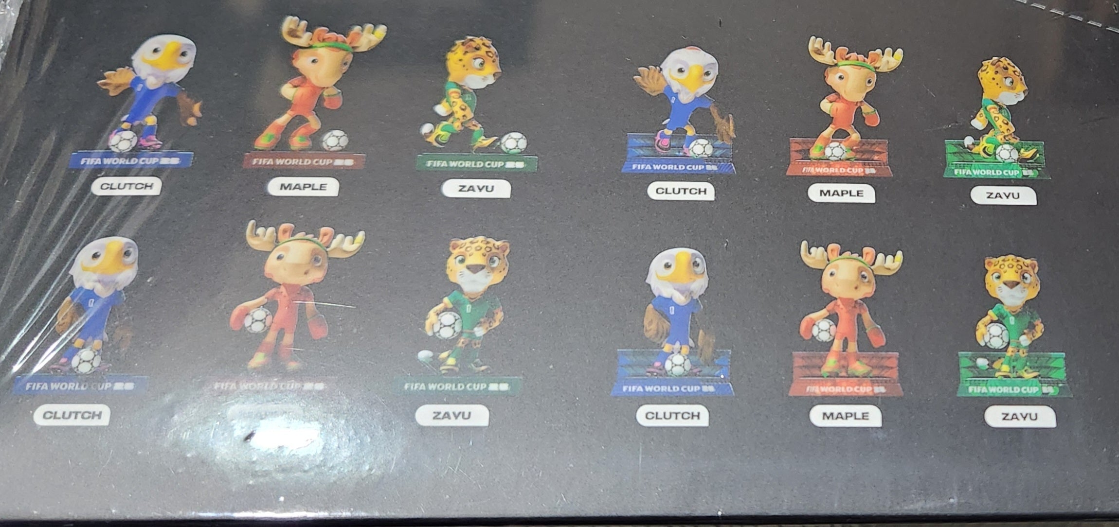 FIFA World Cup 2026™ Official Mascot Figurine with Standard Base and Ball 9cm - Display (12 Different Stands or Poses in Blind Boxes with Chance of Secret!)