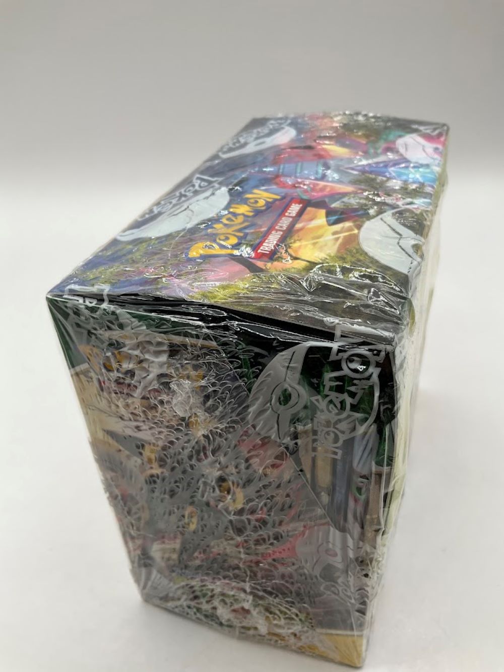 Pokemon: Sword & Shield Evolving Skies Booster Box #2 *See Pictures for Condition*