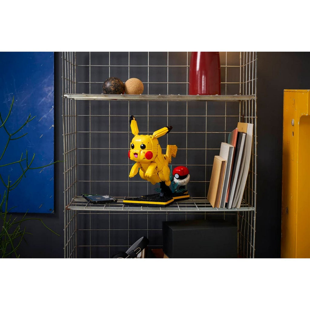LEGO Pikachu and Poké Ball 72152
