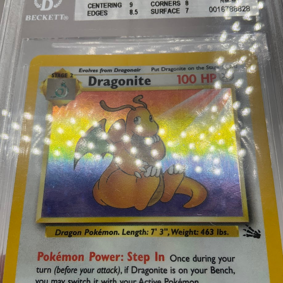 Dragonite Pokemon Fossil Holo #4 Beckett 8
