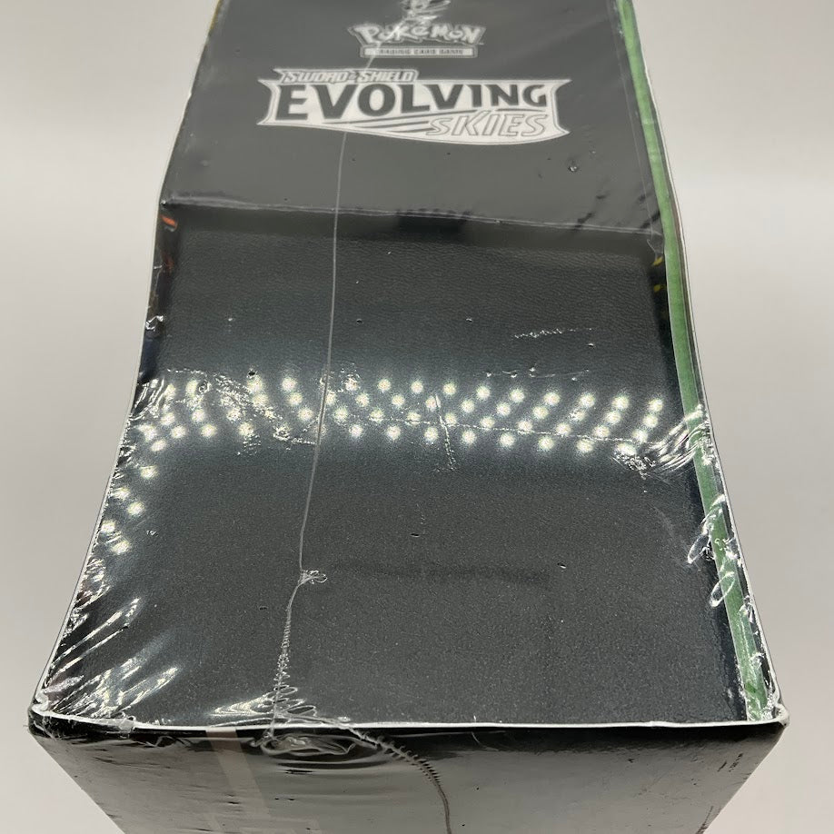 Pokemon: Sword & Shield Evolving Skies Elite Trainer Box [Leafeon/Umbreon/Jolteon/Flareon] #1 *See Pictures for Condition*