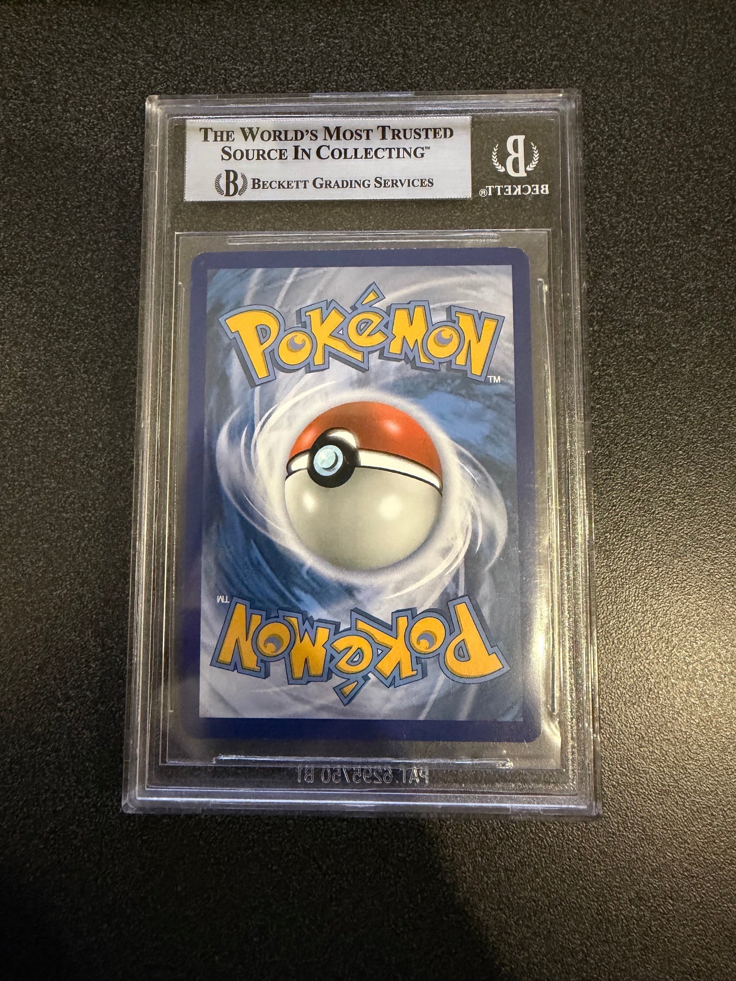 Pokemon: Beckett 8.5 Lugia (Secret) - Lost Thunder