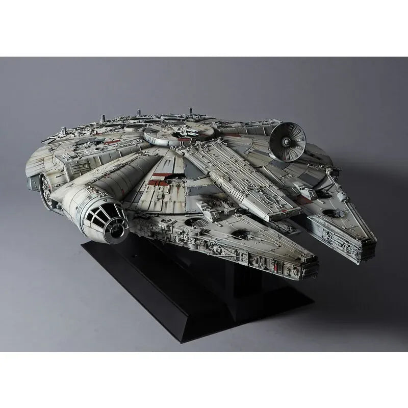 Bandai Hobby: Millennium Falcon - Perfect Grade 1/72 Model Kit