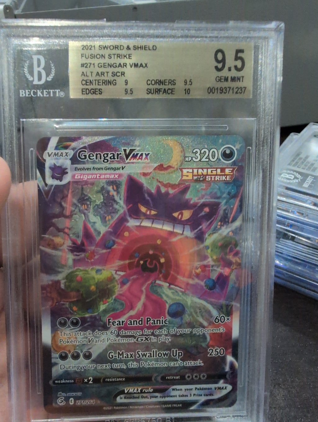 Pokemon: Beckett 9.5 Gengar Vmax Alt Art Secret Rare Fusion Strike
