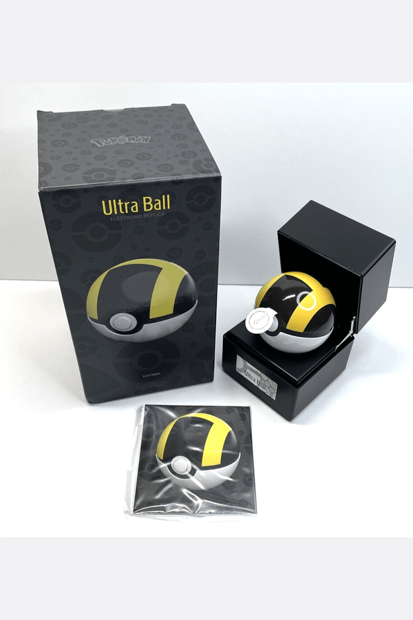 Pokemon - Ultra Ball Prop Replica